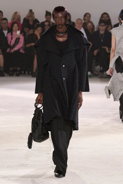 Look 40